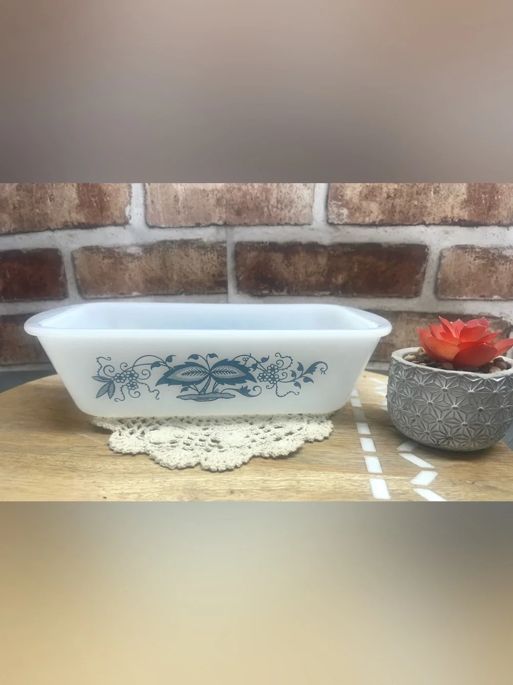 VINTAGE • Glasbake 1.5 Qt Milkglass Bread Baking Retro Blue Onion Glass Loaf Pan